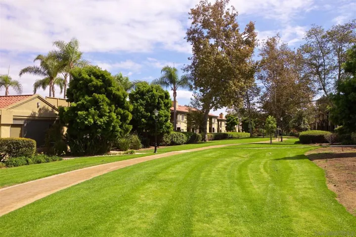 7405 Charmant Dr 2423, San Diego, California 92122