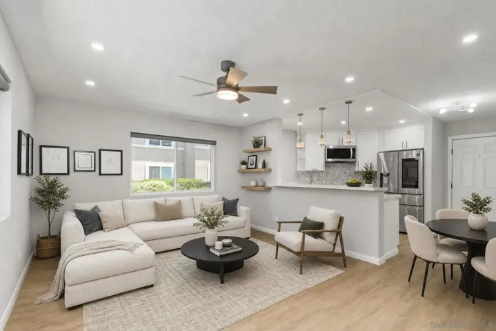 https://zimg.paragon.ice.com/ParagonImages/Property/PA/SDMLS/-530364/11/533/400/19b3635d37f04514d8353dd65c468aba/3/d8a19b270d2fbdde14239d274eb5de6e/-530364-ef470cb4-c4ea-4cb9-b7a1-89b90c6d2e98.JPG