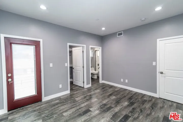 1625 S New Hampshire Avenue 1/2, Los Angeles, California 90006