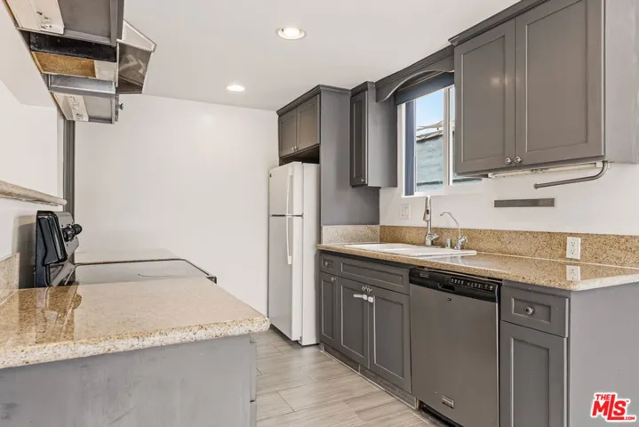 1846 9th Street 1, Santa Monica, California 90404