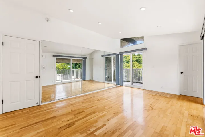 1846 9th Street 1, Santa Monica, California 90404