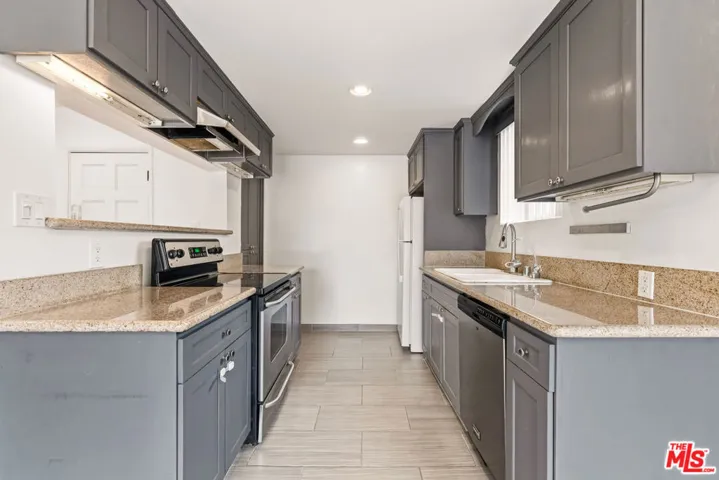 1846 9th Street 1, Santa Monica, California 90404
