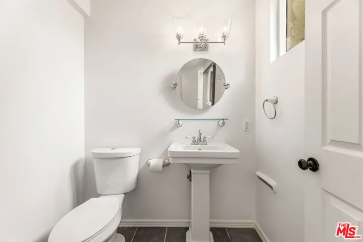 1846 9th Street 1, Santa Monica, California 90404