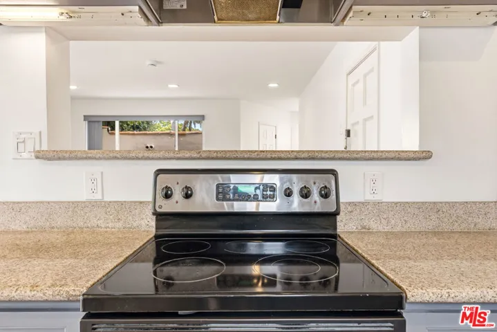 1846 9th Street 1, Santa Monica, California 90404