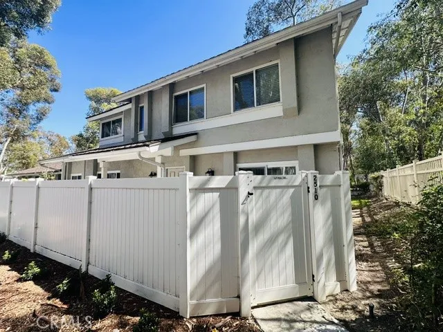 2510 Coventry, Fullerton, California 92833