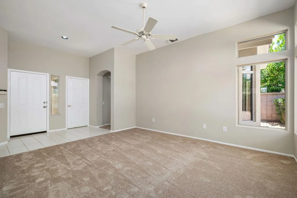 16-web-or-mls-DFChampagne_OPMG_0626_016