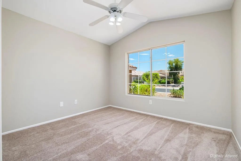 31-web-or-mls-DFChampagne_OPMG_0626_031