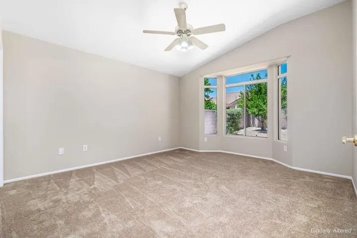 27-web-or-mls-DFChampagne_OPMG_0626_027