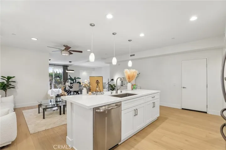 617 Rockefeller, Irvine, California 92612