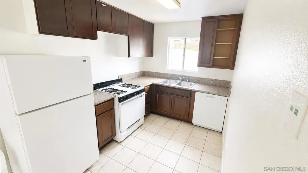 1515 S 40th St, San Diego, California 92113 — photo 4