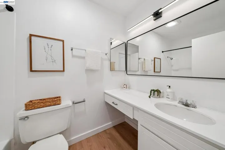 2029 Otis Dr D, Alameda, California 94501