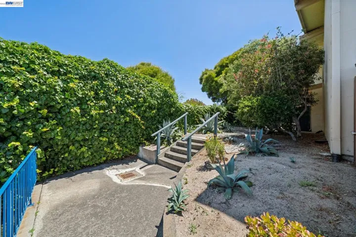 2029 Otis Dr D, Alameda, California 94501