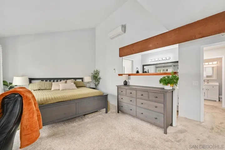 1242 River Glen Row 40, San Diego, California 92111