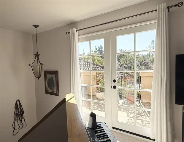 Balcony Loft
