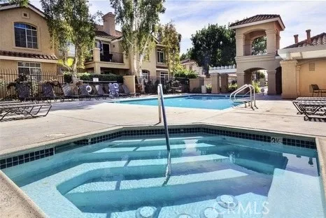 Community Pool & Spa