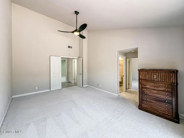 hPrimary Bedroom Suite2