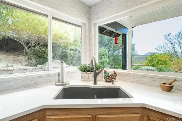25771 Caryn Court, Ramona, California 92065