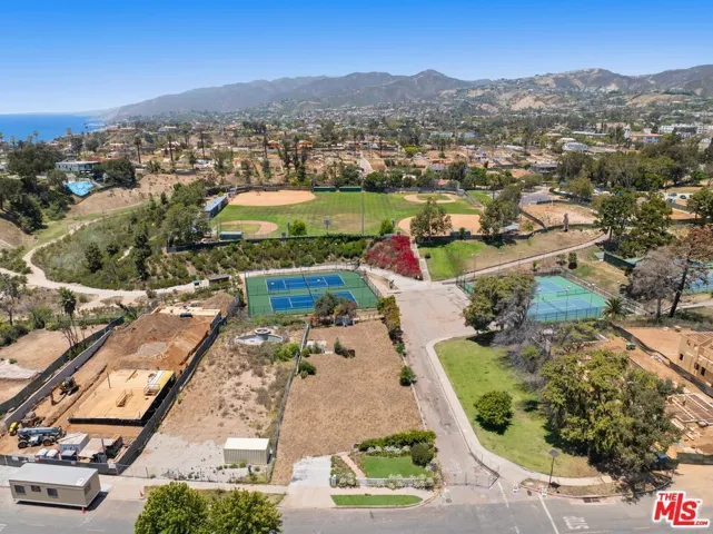 683 Alma Real Drive, Los Angeles, California 90272