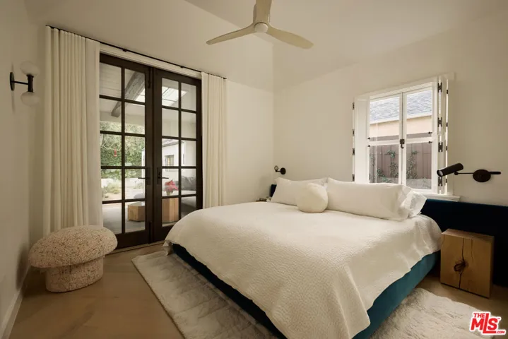 1720 Washington Way, Venice, California 90291