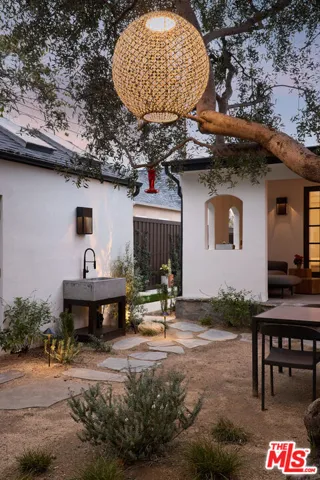 1720 Washington Way, Venice, California 90291