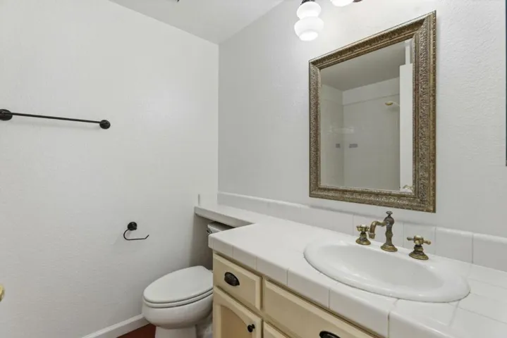 5400 Sandpiper Court, Rocklin, California 95765