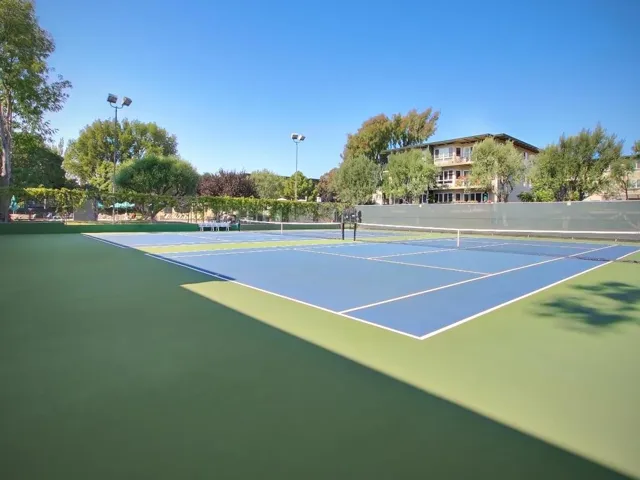 930 Peninsula Avenue 306, San Mateo, California 94401