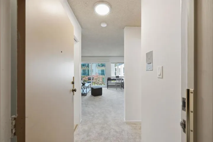 930 Peninsula Avenue 306, San Mateo, California 94401