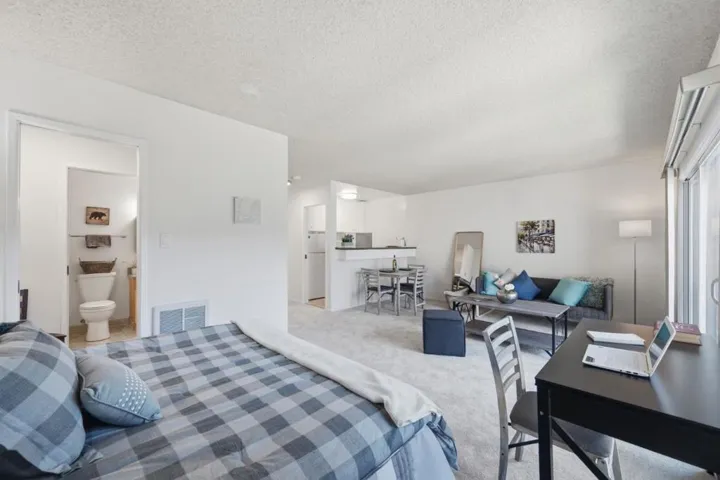 930 Peninsula Avenue 306, San Mateo, California 94401