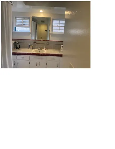 22963 Ostronic, Woodland Hills, California 91367