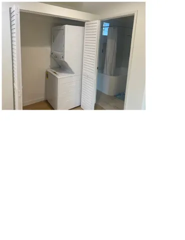 22963 Ostronic, Woodland Hills, California 91367