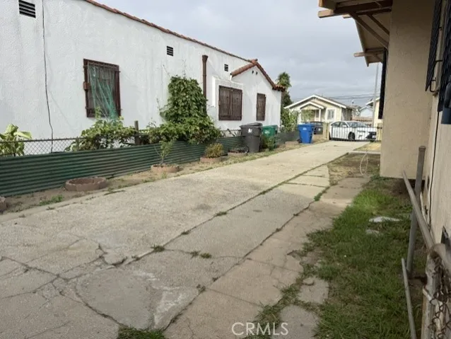 Drive way