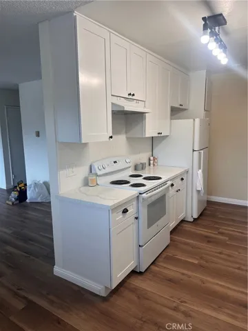 Open kitchen