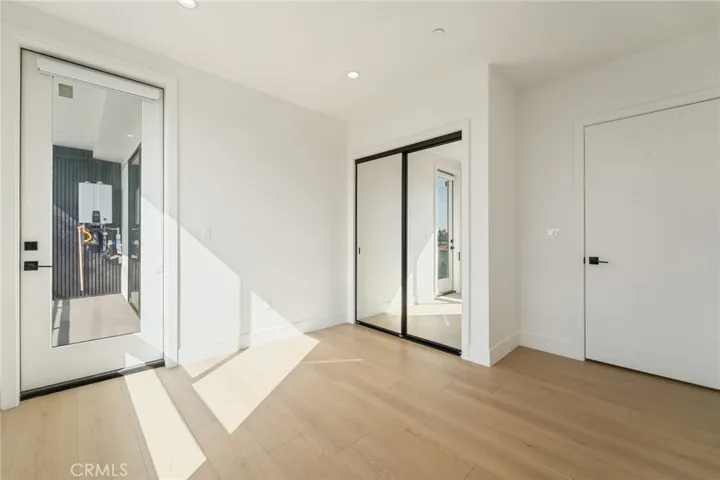 7510 Sepulveda Boulevard 304, Van Nuys, California 91405