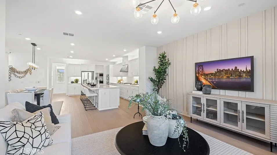 Photos shown are of model only- not actual homesite.