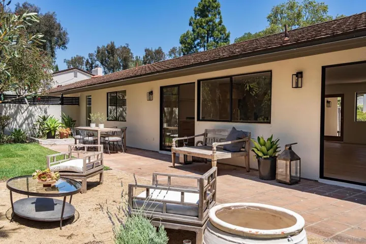 16902 Via De Santa Fe Unit 7, Rancho Santa Fe, California 92067