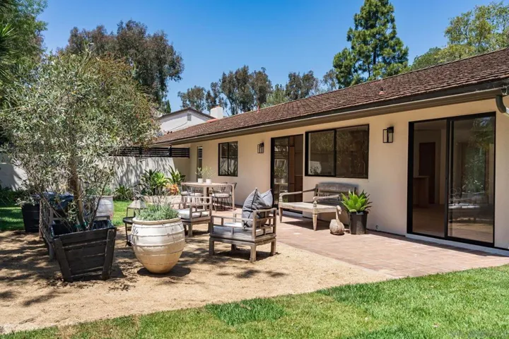 16902 Via De Santa Fe Unit 7, Rancho Santa Fe, California 92067