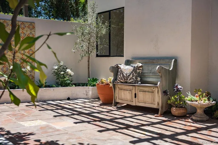 16902 Via De Santa Fe Unit 7, Rancho Santa Fe, California 92067