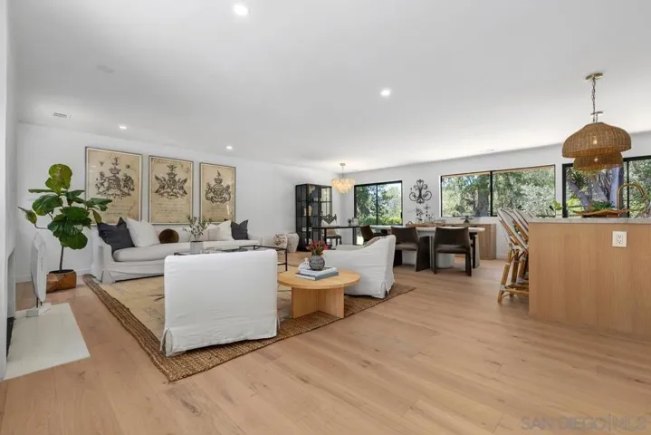16902 Via De Santa Fe Unit 7, Rancho Santa Fe, California 92067