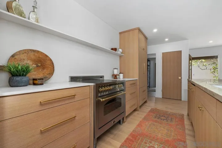 16902 Via De Santa Fe Unit 7, Rancho Santa Fe, California 92067