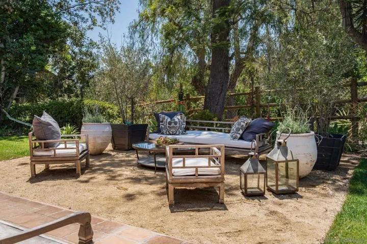 16902 Via De Santa Fe Unit 7, Rancho Santa Fe, California 92067