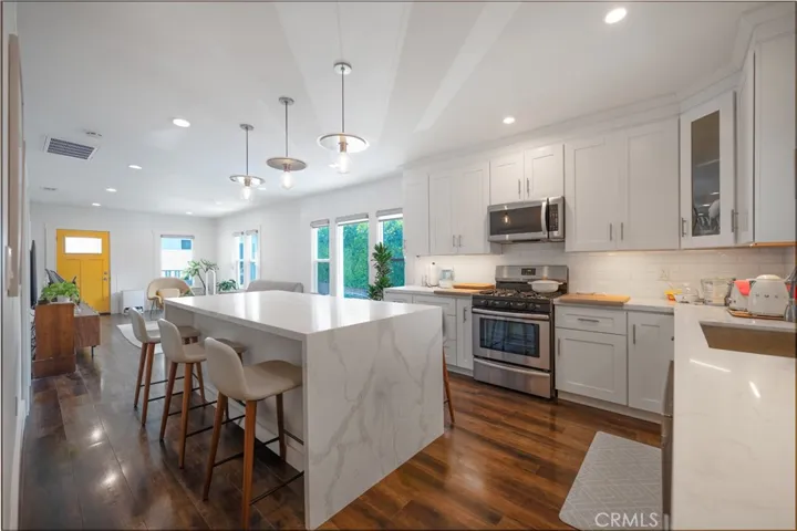 1553 Talmadge, Los Angeles, California 90027