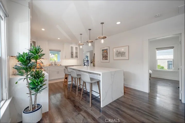 1553 Talmadge, Los Angeles, California 90027