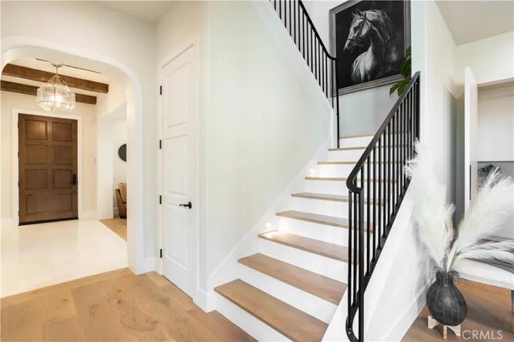 9 Nathaniel, Sierra Madre, California 91024