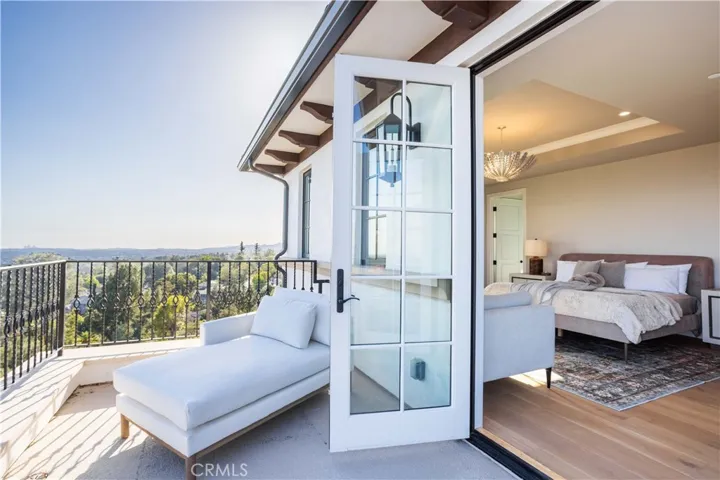 9 Nathaniel, Sierra Madre, California 91024