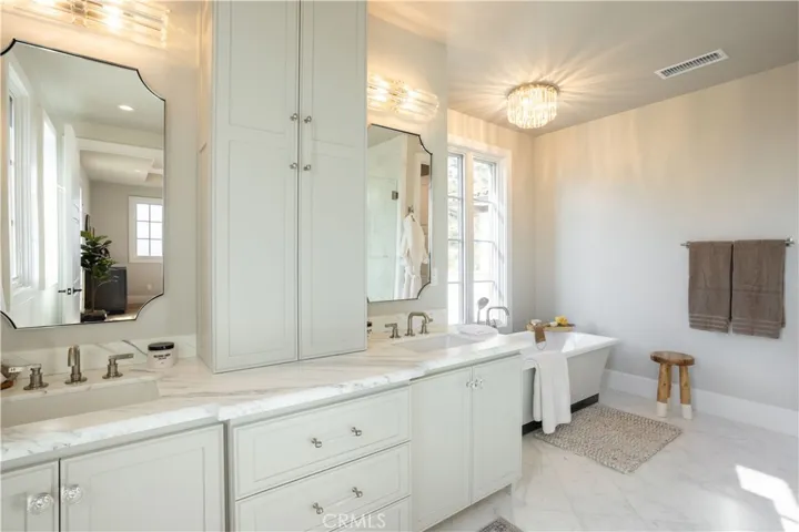 9 Nathaniel, Sierra Madre, California 91024