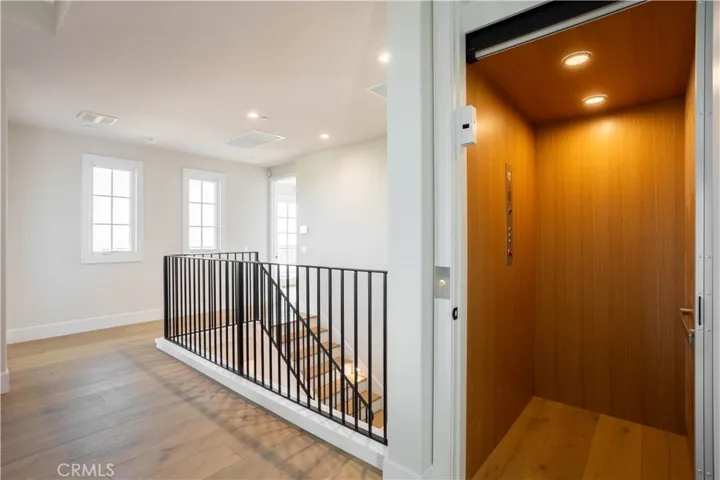 9 Nathaniel, Sierra Madre, California 91024