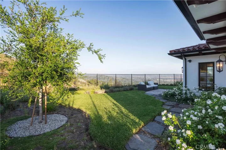 9 Nathaniel, Sierra Madre, California 91024