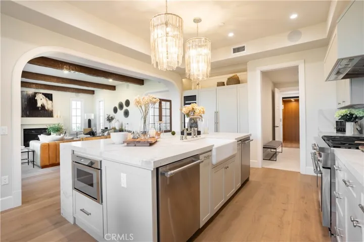 9 Nathaniel, Sierra Madre, California 91024