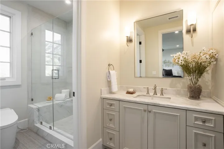 9 Nathaniel, Sierra Madre, California 91024