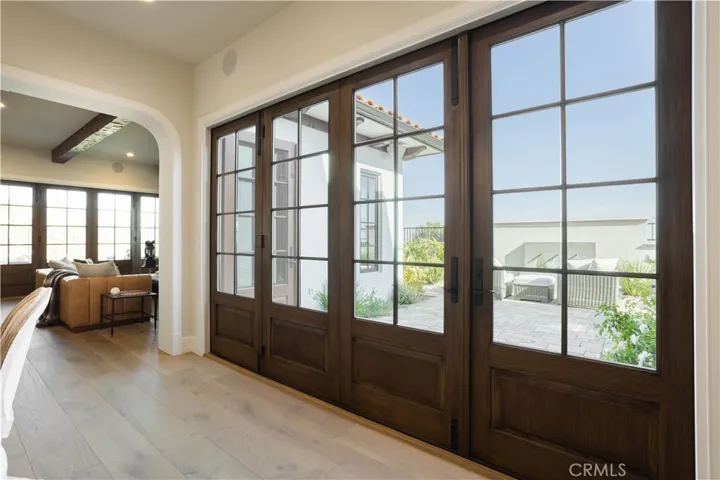 9 Nathaniel, Sierra Madre, California 91024